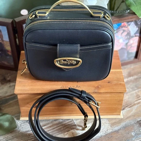 Coach Riley Lunchbox bag - Picture 2 of 7